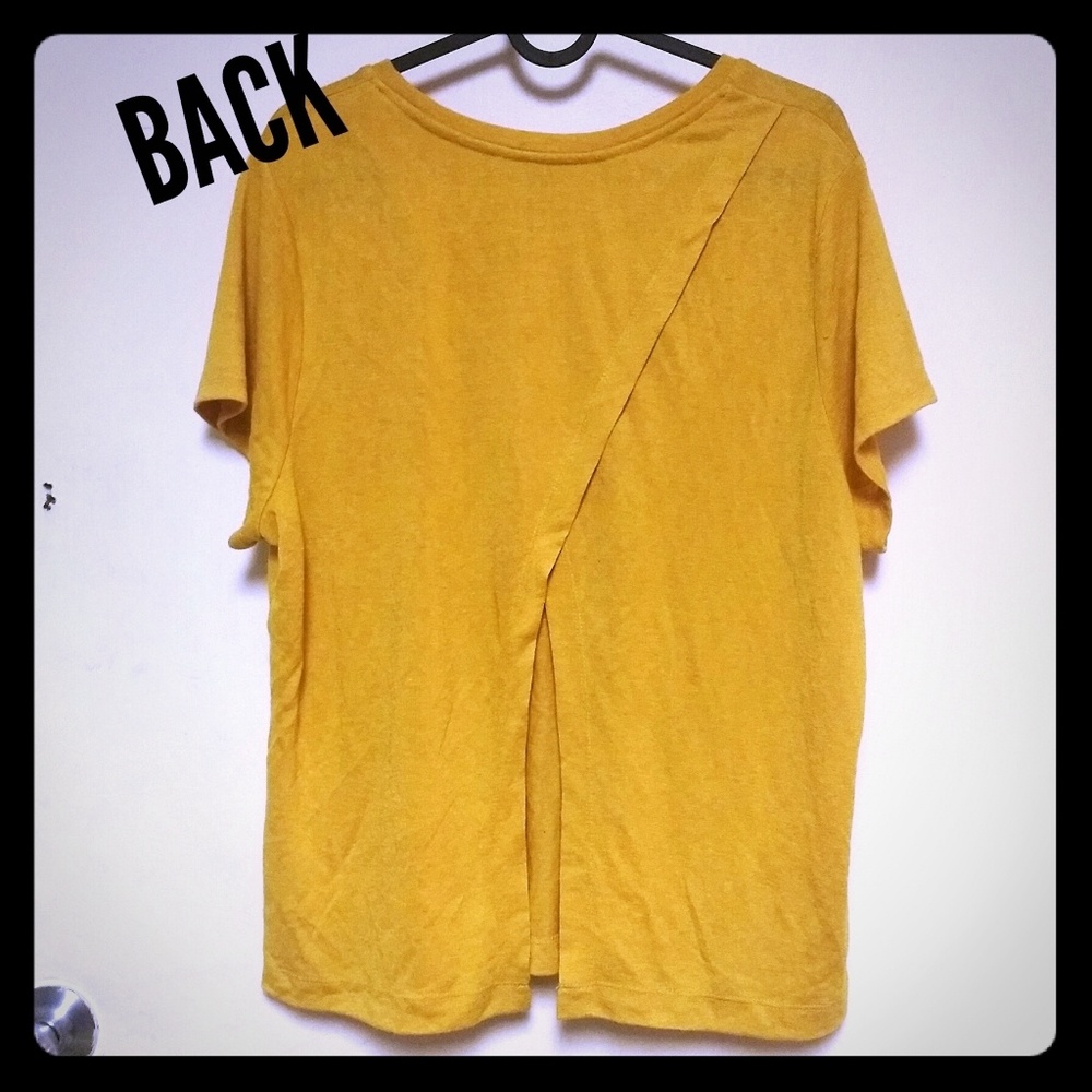 mustard slit back tee